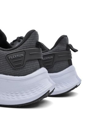 Tenis Running Hombre Negro Tellenzi H-071