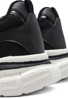 Tenis Dama Negro Tellenzi 545