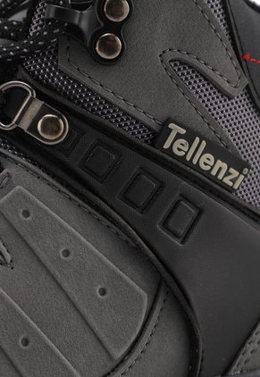 Bota Hombre Outdoor Gris-Negro Tellenzi 7-212