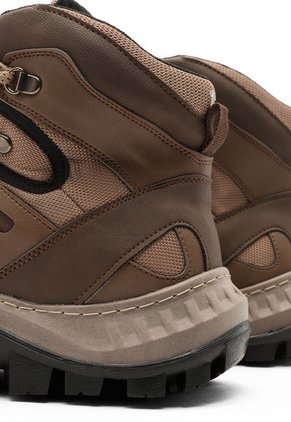 Bota Outdoor Hombre Arena Tellenzi 8-696