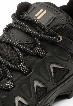 Zapato Outdoor Hombre Negro Tellenzi 7-201