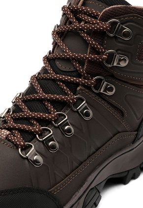Bota Outdoor Hombre Chocolate Tellenzi 7-232