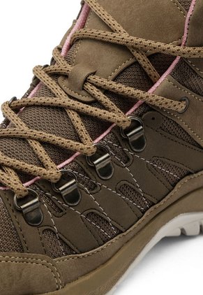 Bota Outdoor Mujer Arena Tellenzi 2486