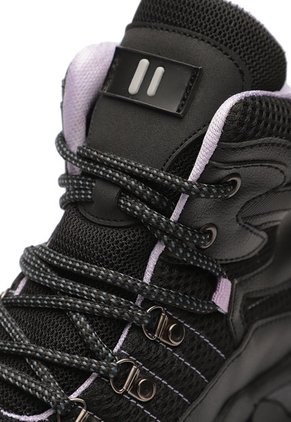 Bota Outdoor Mujer Negro-Lila Tellenzi 9-1547