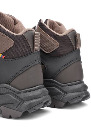Bota Outdoor Hombre Chocolate Tellenzi 7-274