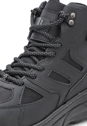 Bota Outdoor Hombre Negro Tellenzi 7-276