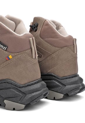 Bota Outdoor Hombre Arena Tellenzi 7-276