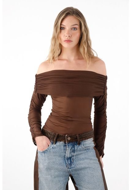 Camiseta Con Escote Bandeja Café Para Mujer