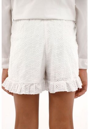 Bermuda Blanca En Ojalillo Con Boleros Para Niña