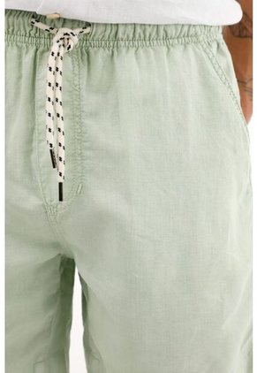 Tennis Bermuda Verde Con Cordón Ajustable Para Hombre