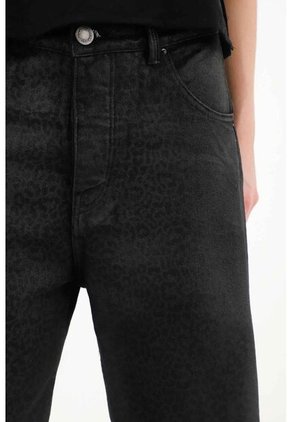 Tennis Pantalón Con Efecto Resinado Animal Print Negro Para Mujer