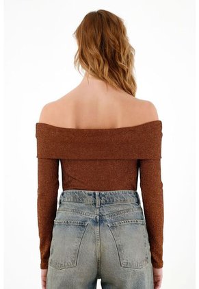 Camiseta Color Metálico De Cuello Bandeja Para Mujer