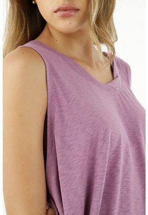 Camiseta Morada Para Mujer