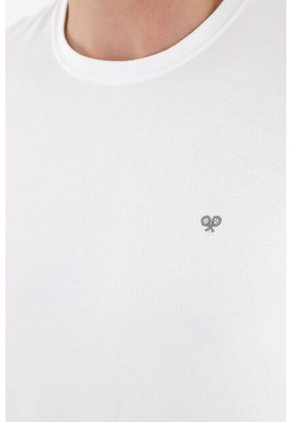 Camiseta Blanca Con Raqueta Bordada Para Hombre