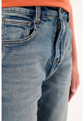 Jean Recto De Rotos Con Parche Para Niño