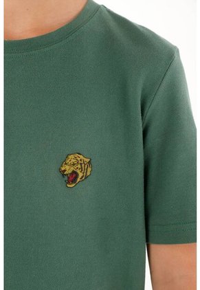 Camiseta Verde Básica Con Estampado De Tigre Para Niño