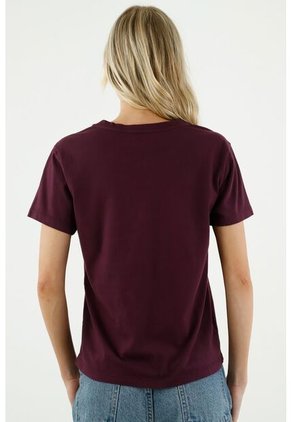 Camiseta Semiajustada Morada Para Mujer