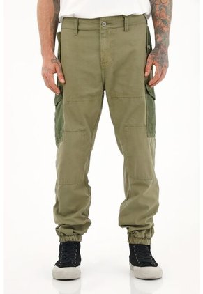 Tennis Pantalón Con Parches Y Bota Enresortada Verde Para Hombre