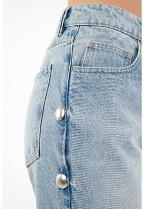 Tennis Jean Azul Con Apliques Metalicos Para Mujer