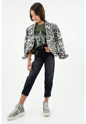 Camiseta Verde Estampada Con Brillos Para Niña