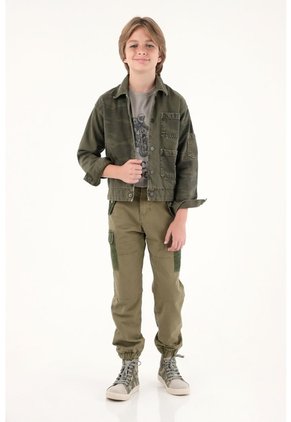 Pantalón Verde Con Bota Enresortada Para Niño