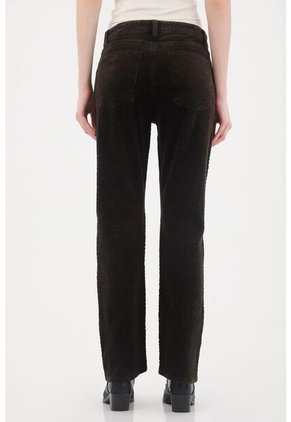 Tennis Jean Recto En Corduroy Con Efecto Vintage Negro Para Mujer