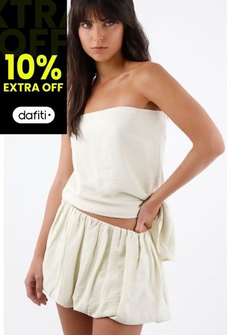 Tennis Falda Corta Para Mujer En Tejido Ligero Color Crema Silueta Globo Con Cintura Fruncida Tennis