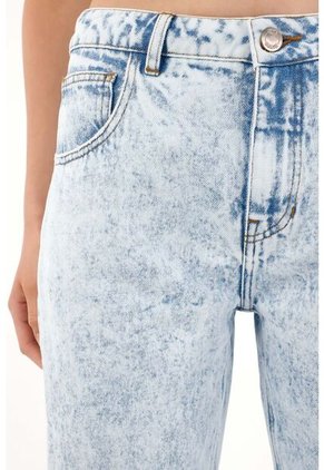 Tennis Jean Recto Tiro Alto Efecto Craquelado Para Mujer