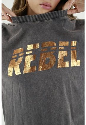 Camiseta Con Estampado Gris Para Mujer