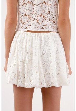 Tennis Falda Corta Fit Relajado Con Bajo Abullonado En Encaje Blanco Para Mujer