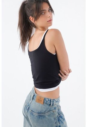 Tennis Camiseta Tipo Esqueleto En Tejido Liviano Negra Para Mujer