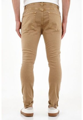 Pantalón Café Con Teñido Overdye Para Hombre