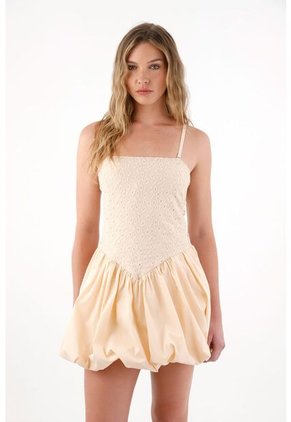 Tennis Vestido Corto De Escote Recto Crudo Para Mujer