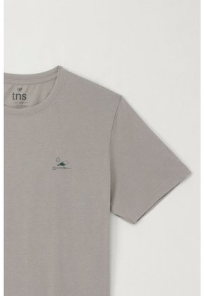 Tennis Camiseta Básica Manga Corta Gris Con Detalle Frontal Para Hombre