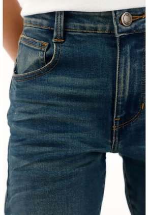 Jean Slim Tiro Medio De Tono Oscuro Para Niño