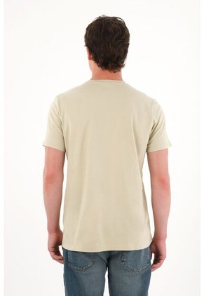 Camiseta Con Bolsillo De Tapa Café Para Hombre