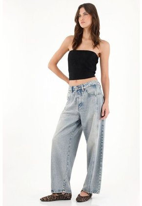 Tennis Crop Strapless En Encaje Negro Para Mujer