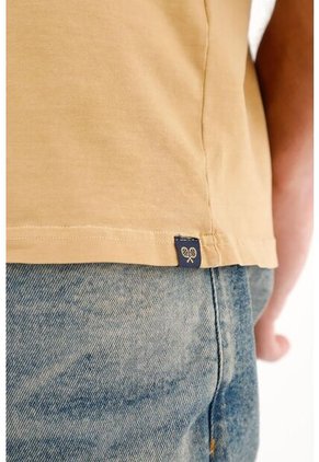 Tennis Camiseta Cuello Redondo Café Para Hombre