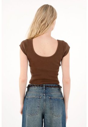 Tennis Camiseta En Rib Ajustada Café Para Mujer