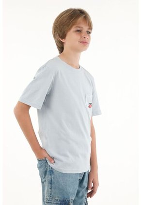 Camiseta Azul Con Bordado Y Bolsillo Para Niño