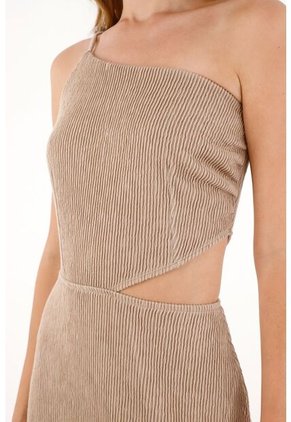 Tennis Vestido Con Cut Out Y Textura Crudo Para Mujer