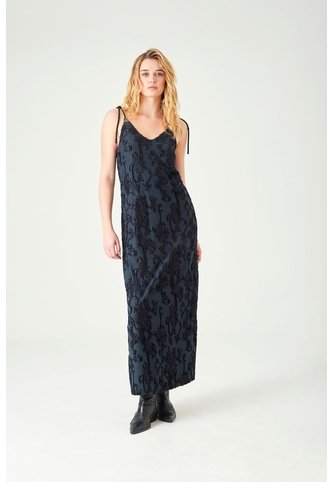 Tennis Vestido Largo Recto Con Textura Floral En Tela Azul Noche Para Mujer Tennis