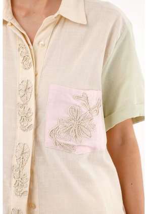 Tennis Camisa Multicolor Con Detalles Bordados Para Mujer