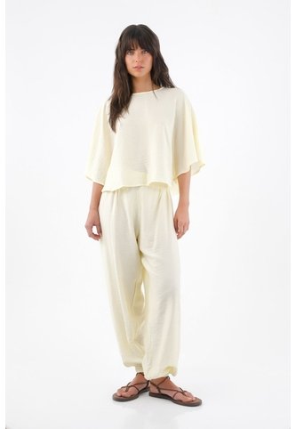 Tennis Camisa Para Mujer En Viscosa Amarillo Vainilla Fit Relajado Con Mangas Tipo Capa Tennis