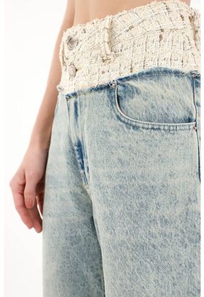 Tennis Jean Recto Con Corte Tejido Y Lurex En Pretina Para Mujer