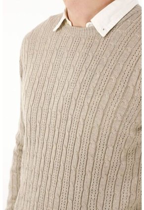 Tennis Buzo Gris Cuello Redondo Tejido Para Hombre