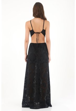 Tennis Vestido Largo De Cuello Halter En Tela Ojalillo Negro Para Mujer