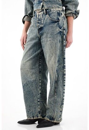 Tennis Jean Horseshoe Con Efecto Craquelado Azul Para Mujer