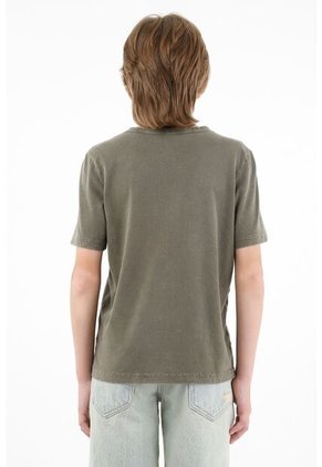 Camiseta Verde Cuello Redondo De Botones Para Niño