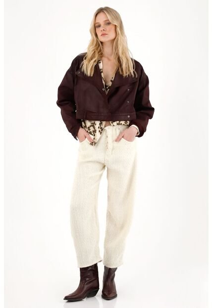 Tennis Jean Horseshoe Con Detalles Desflecados Crudo Para Mujer